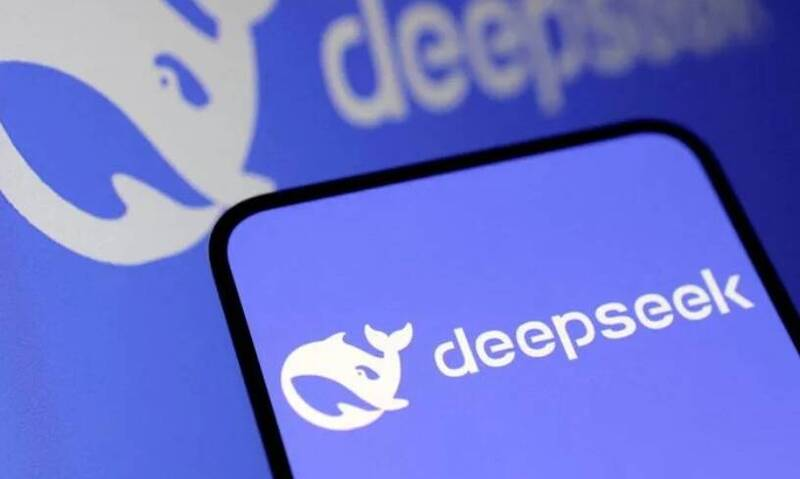 DeepSeek R2 呼之欲出:新模型或将再次改写 AI 行业格局-1 DeepSeek R2 呼之欲出:新模型或将再次改写 AI 行业格局